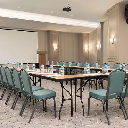 Hotel Ramada By Wyndham Nilufer Bursa