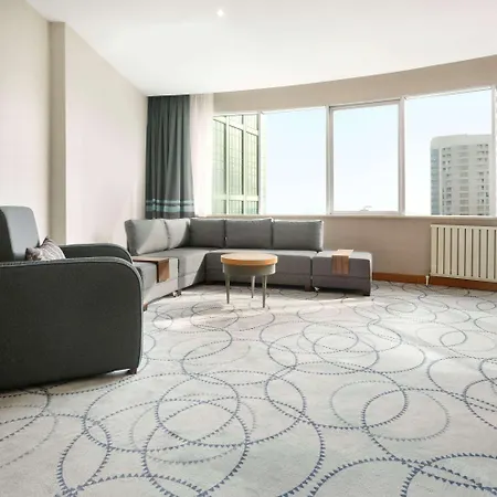 Hotel Ramada By Wyndham Nilufer 4*