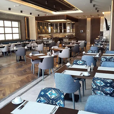 Ramada By Wyndham Nilufer Hotel