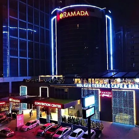 Ramada By Wyndham Nilufer Hotel 4*
