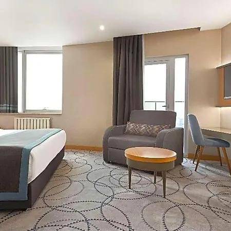 Ramada By Wyndham Nilufer 4*