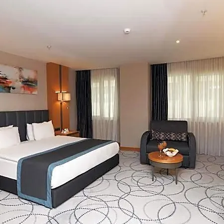 Ramada By Wyndham Nilufer Hotel Bursa