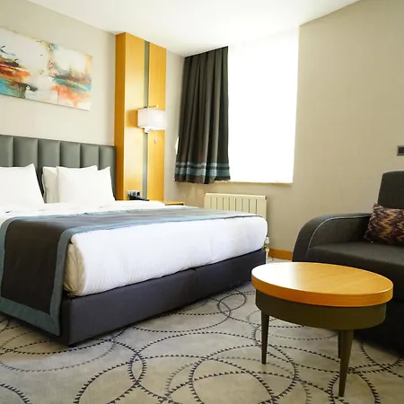 Ramada By Wyndham Nilufer 4*